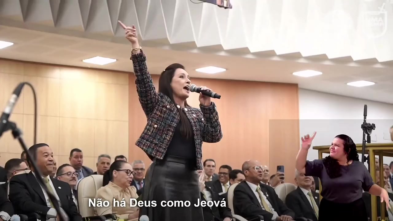 Lauriete emociona jovens com “Dias de Elias” no Congresso da UMADEMP 2026